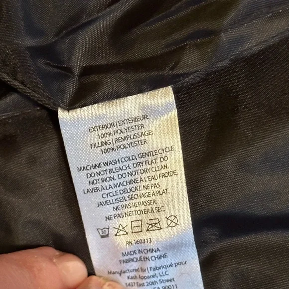 ❗️PRICE DROP❗️🎉HOST PICK🎉✨NWT✨ Socialite Quilted Vest | Navy | Size S/M - Picture 6 of 7